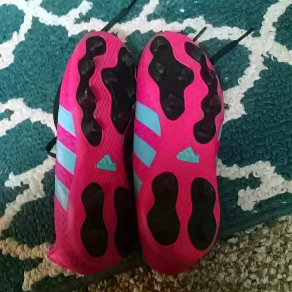 Cleats - Picture 3 of 3